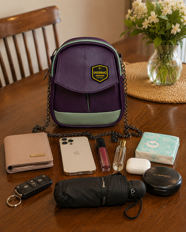 RVXD6995 Stylish & Compact Crossbody Bag